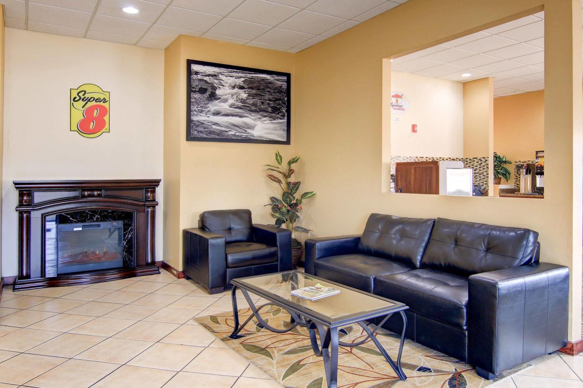 Motel Super 8 By Wyndham Macon West Exterior foto